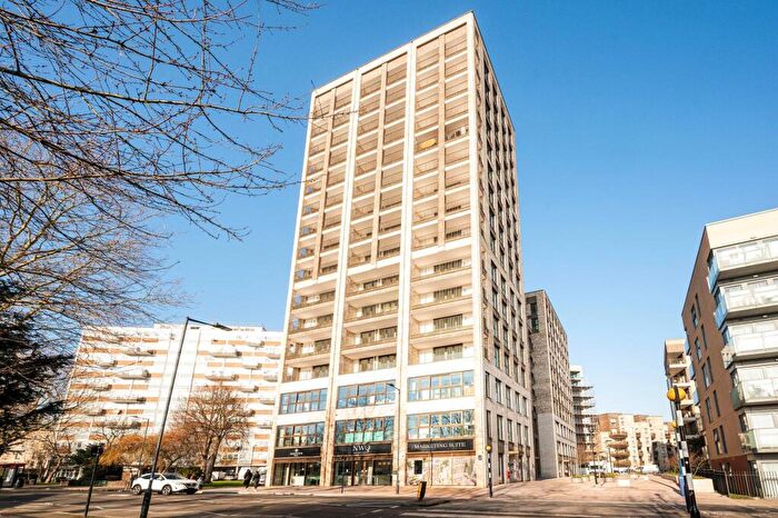 2 Bedroom Apartment To Rent In Orwell House, North West Quarter, Carlton Vale, NW6