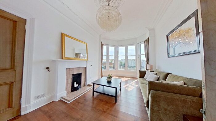 2 Bedroom Flat To Rent In Haymarket Terrace, Edinburgh, EH12