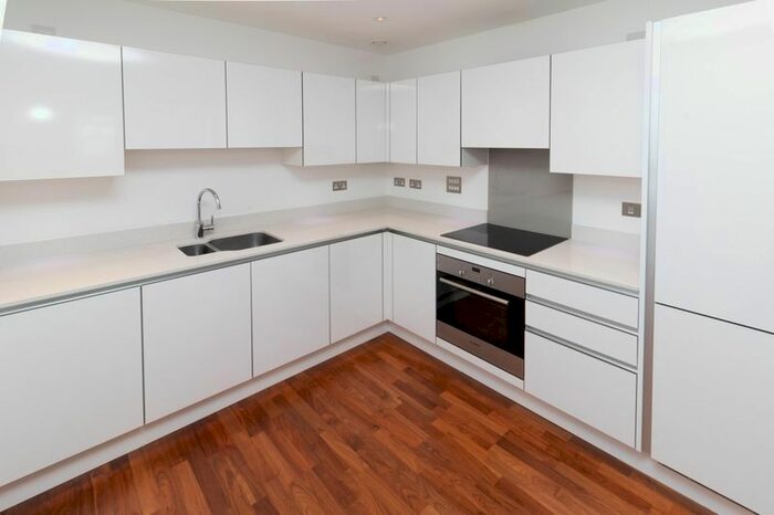 2 Bedroom Flat To Rent In Norman Road, London, SE10
