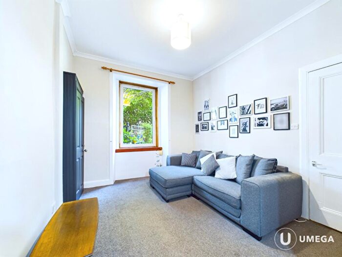 1 Bedroom Flat To Rent In Springwell Place, Dalry, Edinburgh, EH11