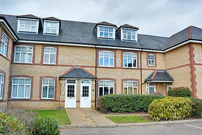 2 Bedroom Apartment To Rent In Rainsborough Court, Hertford, SG13