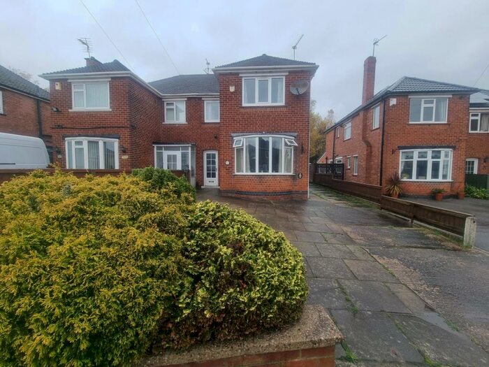 3 Bedroom House To Rent In Merridale Road, Derby, DE23