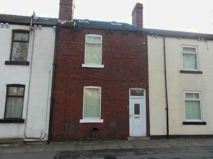 3 Bedroom Terraced House To Rent In Ledger Lane, Outwood, WF1