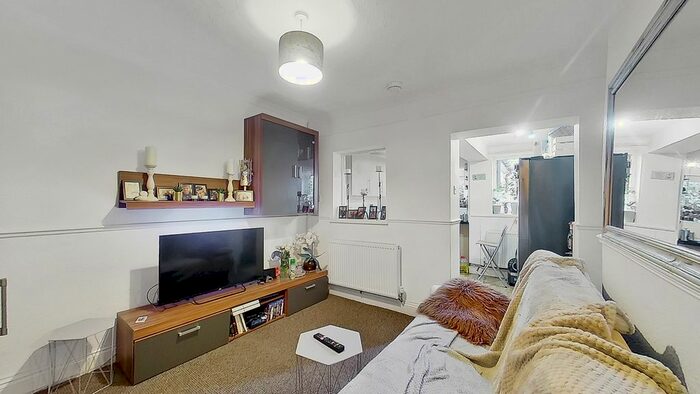 2 Bedroom Terraced House To Rent In King Street, Burton-On-Trent, Staffordshire, DE14