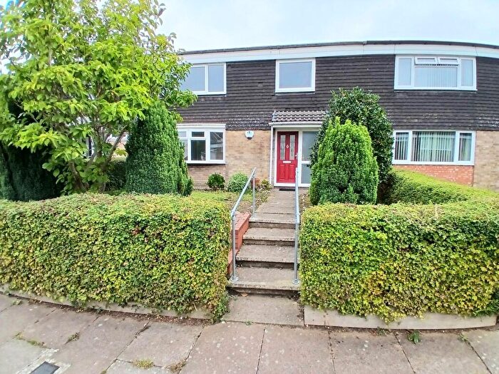 3 Bedroom House To Rent In Vardon Road, Stevenage, SG1