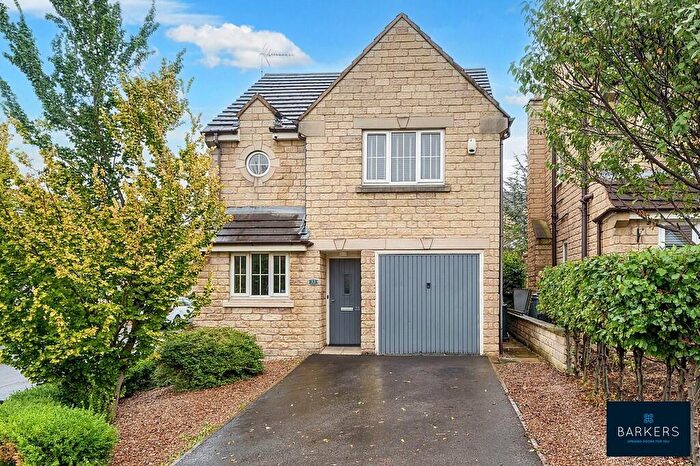 3 Bedroom Detached House For Sale In Royd Moor Road, Bradford, BD4