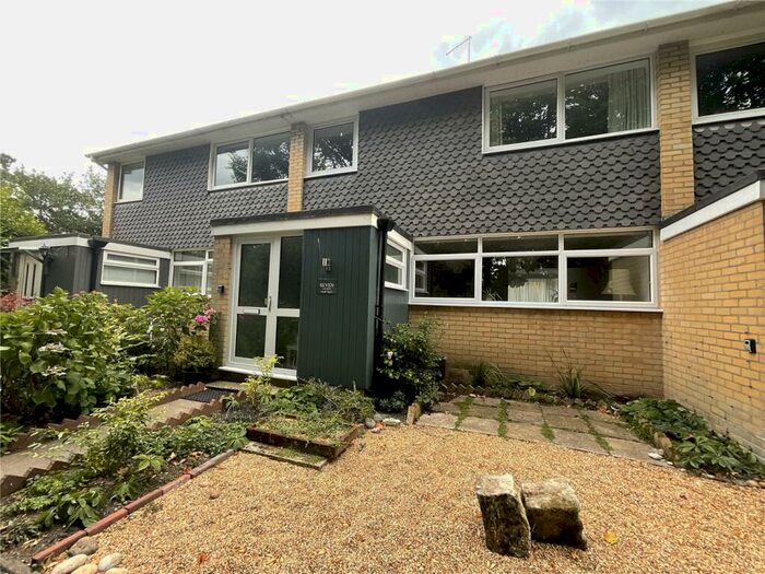 3 Bedroom Terraced House To Rent In St. Georges Close, Christchurch, BH23