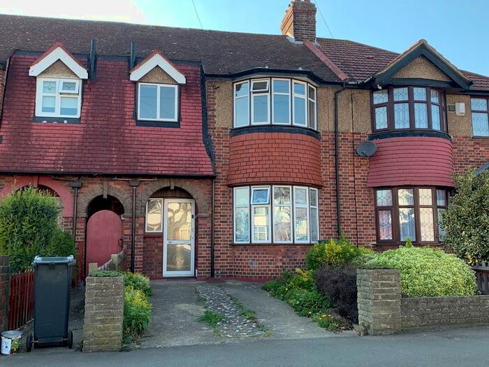 3 Bedroom Terraced House To Rent In The Warren, Hounslow, TW5