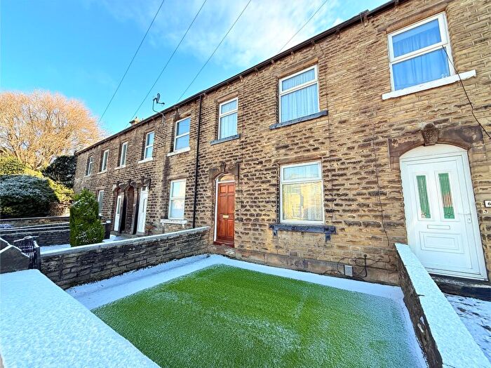 2 Bedroom Terraced House For Sale In Leeds Road, Deighton, HD2