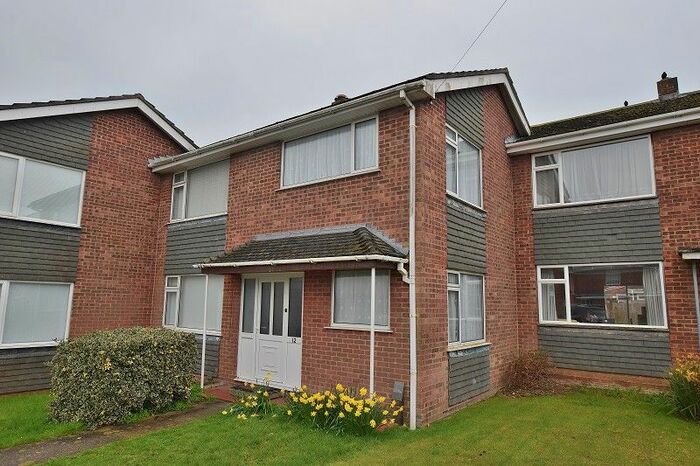 4 Bedroom Terraced House To Rent In Warwick Avenue, New Milton, Hampshire., BH25