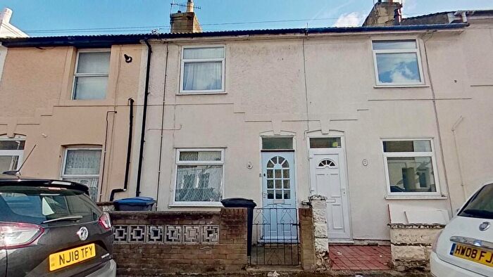2 Bedroom Terraced House For Sale In Lowther Road, Dover, CT17