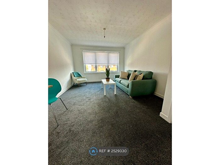 1 Bedroom Flat To Rent In Laird Place, Glasgow, G40