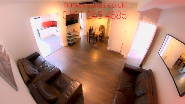 8 Bedroom Semi-Detached House To Rent In Brocklebank, Fallowfield, M14