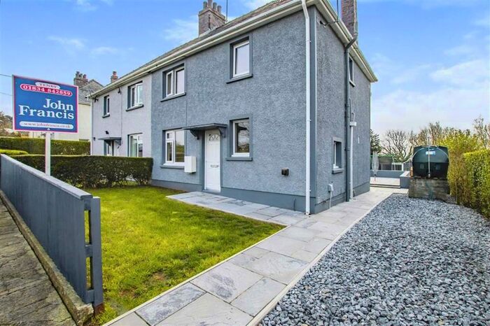 3 Bedroom Semi-Detached House For Sale In Wells Park, Cresselly, Kilgetty, SA68