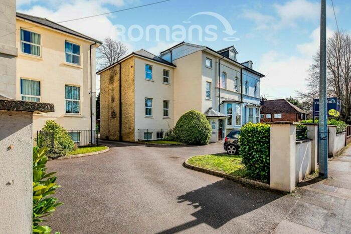 1 Bedroom Apartment To Rent In Chestnut View, Alexandra Road, GU14