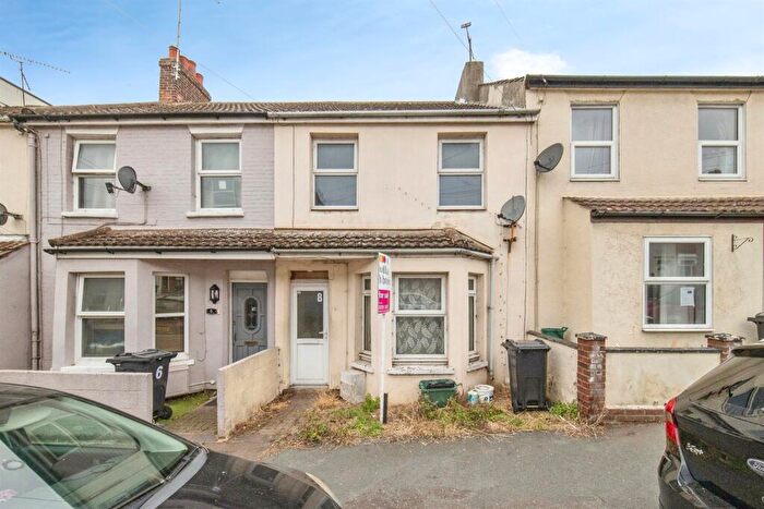 2 Bedroom Terraced House For Sale In Adelaide Street, Harwich, CO12