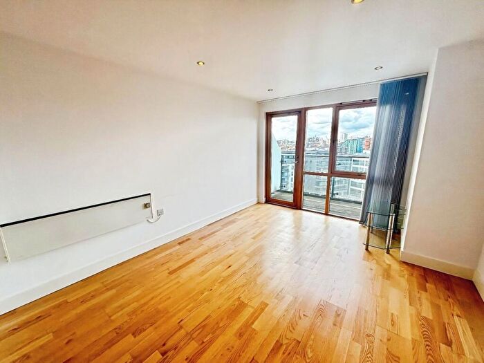 2 Bedroom Flat To Rent In McClintock House, The Boulevard, Leeds, West Yorkshire, LS10