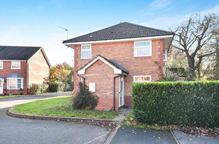 1 Bedroom Semi Detached House To Rent In Winster Avenue, Dorridge, B93