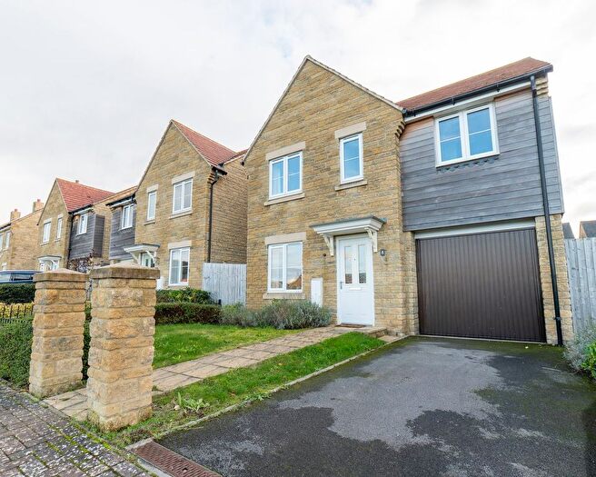4 Bedroom Detached House For Sale In Little Grebe Road, Bishops Cleeve, Cheltenham, GL52