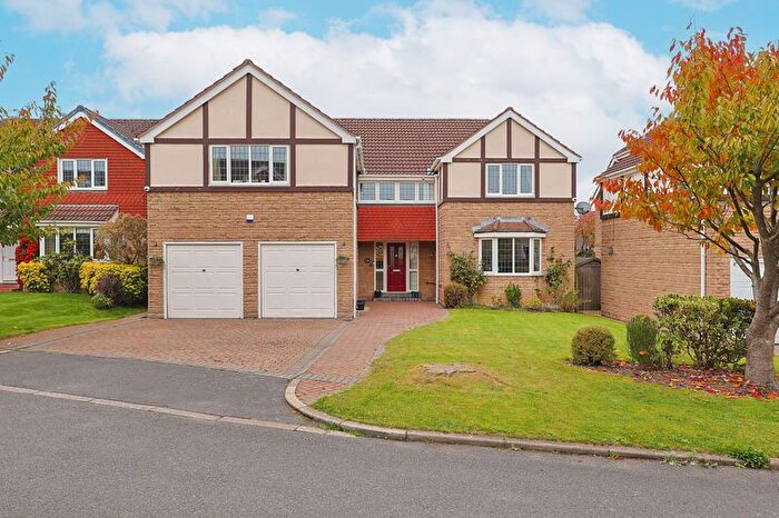 5 Bedroom Detached House For Sale In The Grange, Ashgate, Chesterfield, S42