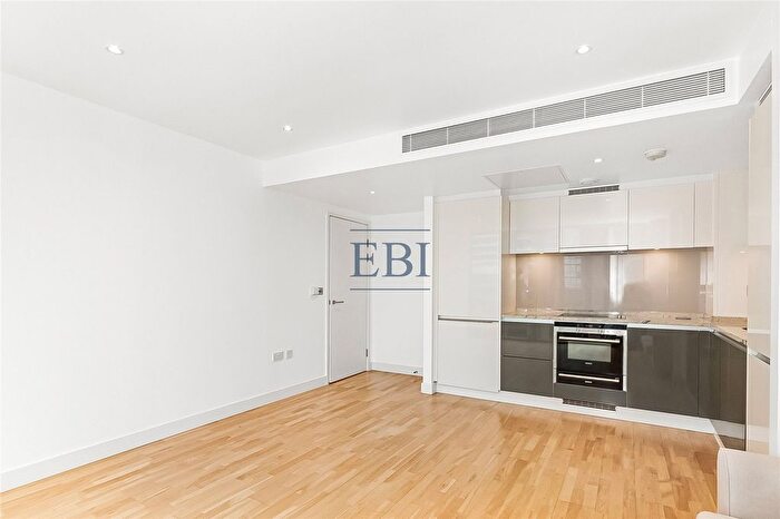 1 Bedroom Flat For Sale In Landmark East Tower, Marsh Wall, E14