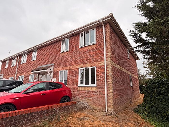 2 Bedroom Flat To Rent In Westminster Court, Whitehall Close, Colchester, Essex, CO2