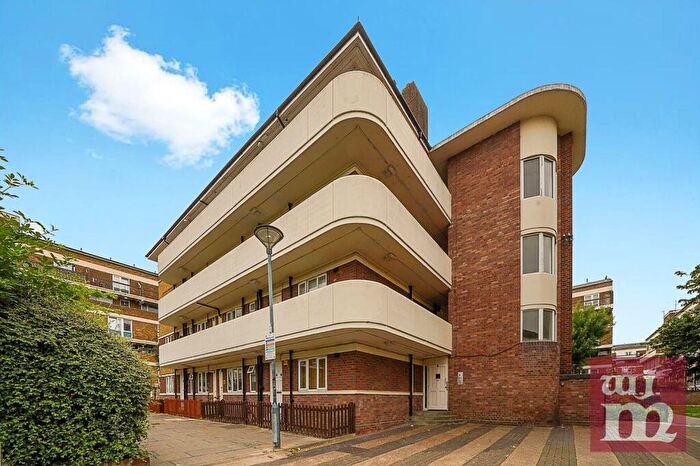 Studio To Rent In Brine House, Bow, E3