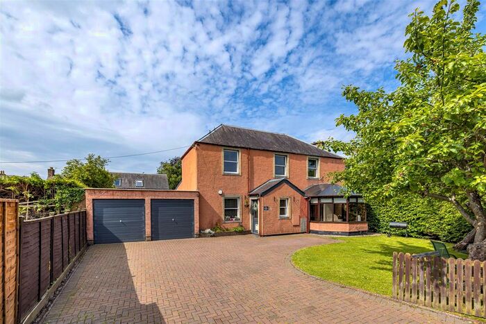 4 Bedroom Detached House For Sale In The Beeches, St. Boswells, Melrose, TD6
