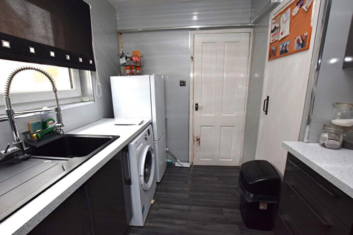 2 Bedroom End Of Terrace House For Sale In Linnhe Crescent, Wishaw, ML2