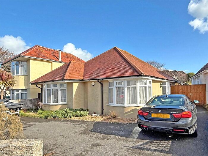 2 Bedroom Bungalow For Sale In Avoncliffe Road, Southbourne, Bournemouth, BH6