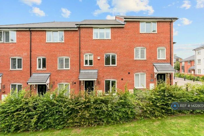 4 Bedroom Terraced House To Rent In Firecracker Drive, Locks Heath, Southampton, SO31