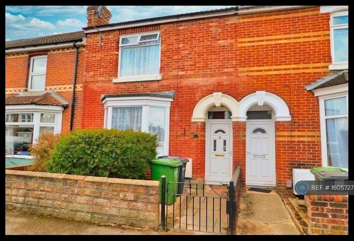 4 Bedroom Terraced House To Rent In Market Street, Eastleigh, SO50