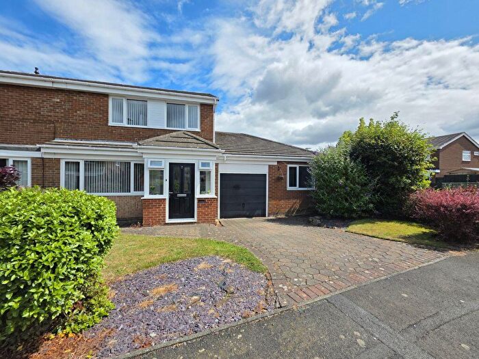 4 Bedroom Semi-Detached House For Sale In Porchester Drive, Cramlington, NE23