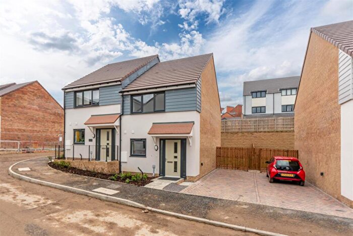 2 Bedroom Semi-Detached House To Rent In Chapel Rigg Drive, The Rise, NE15