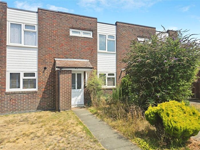 3 Bedroom Terraced House For Sale In Tringham Close, Ottershaw, Chertsey, Surrey, KT16