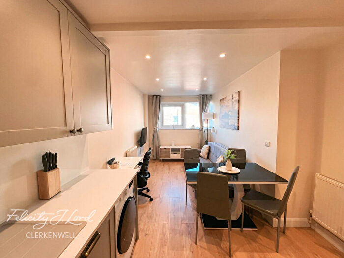 2 Bedroom Apartment To Rent In Seward Street, London, EC1V
