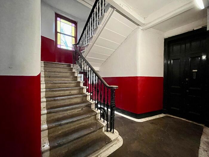 1 Bedroom Flat To Rent In Clifford Street, Glasgow, G51