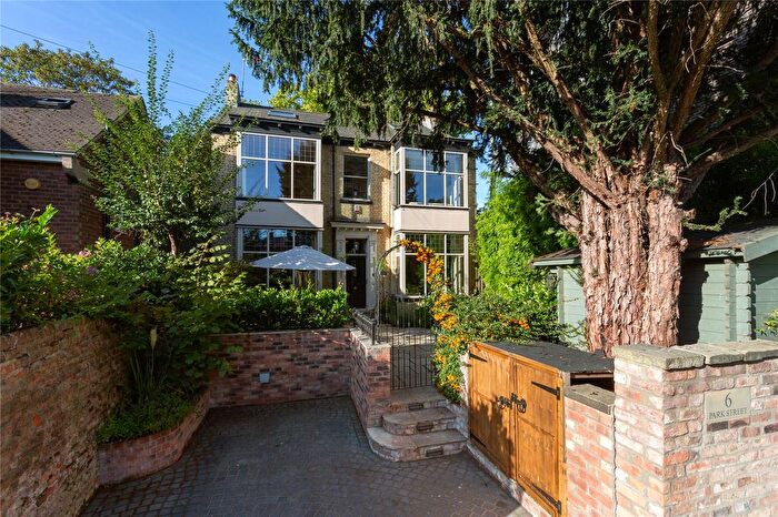 4 Bedroom Detached House For Sale In Park Street, York, YO24