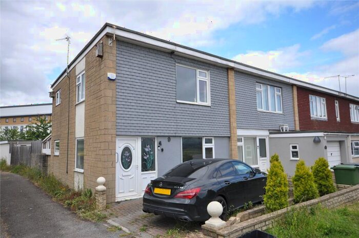 3 Bedroom End Of Terrace House To Rent In Mannington Park, Swindon, Wiltshire, SN2