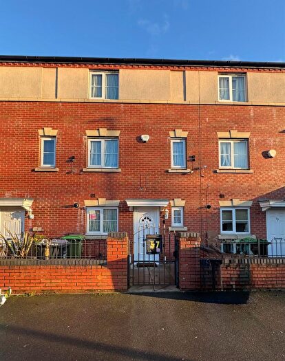 4 Bedroom Terraced House For Sale In Barrett Street, Smethwick, B66