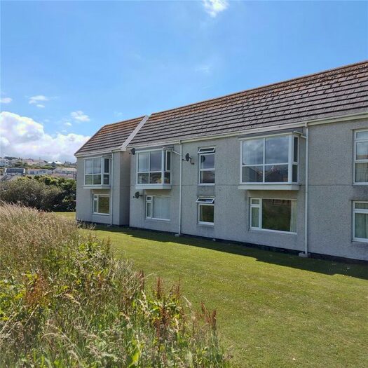 2 Bedroom Flat For Sale In Josephs Court, Perranporth, Cornwall, TR6