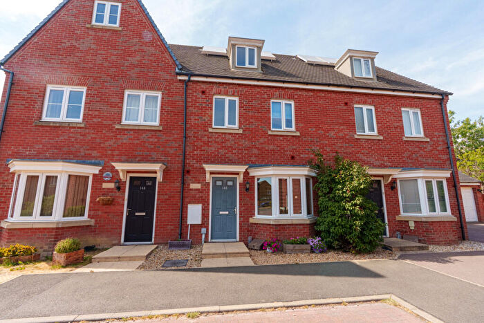 4 Bedroom Terraced House For Sale In Creed Road, Oundle, PE8