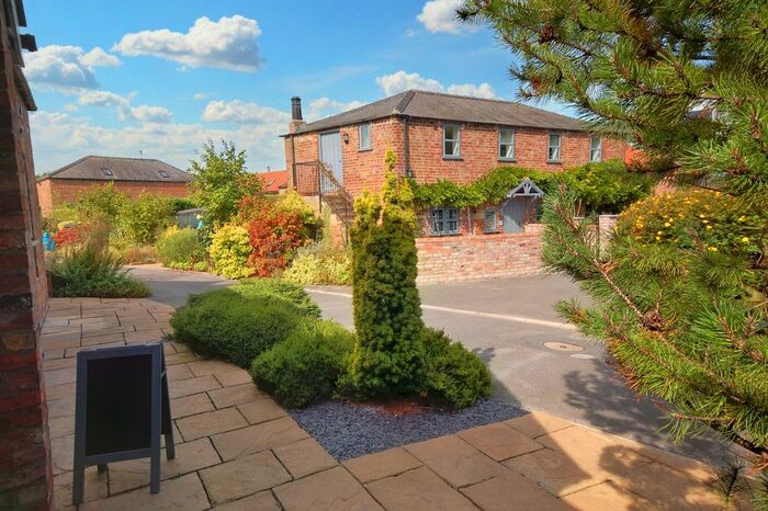 12 Bedroom Detached House For Sale In Grange Lane, Covenham St. Bartholomew, Louth, LN11