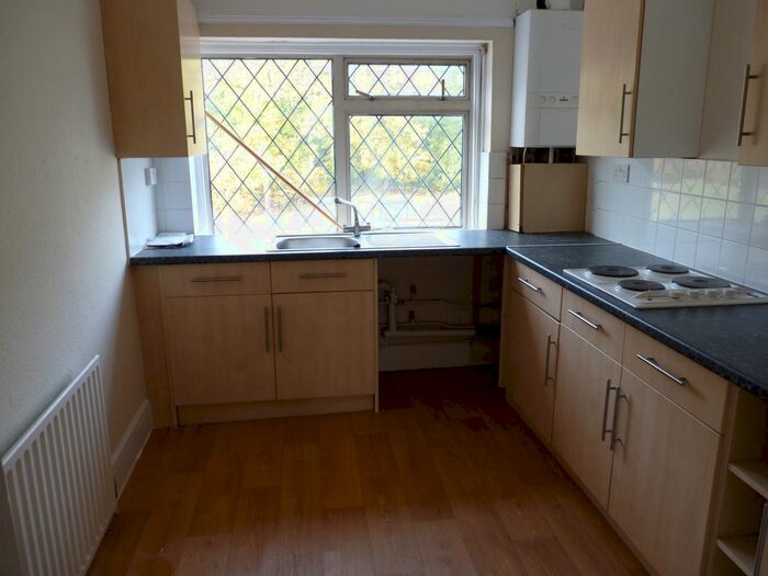 1 Bedroom Flat To Rent In Erith Road, Barnehurst, DA7