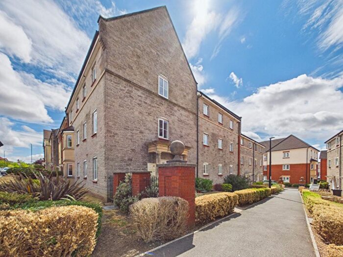 2 Bedroom Flat For Sale In Mallard Close, Bristol, BS5