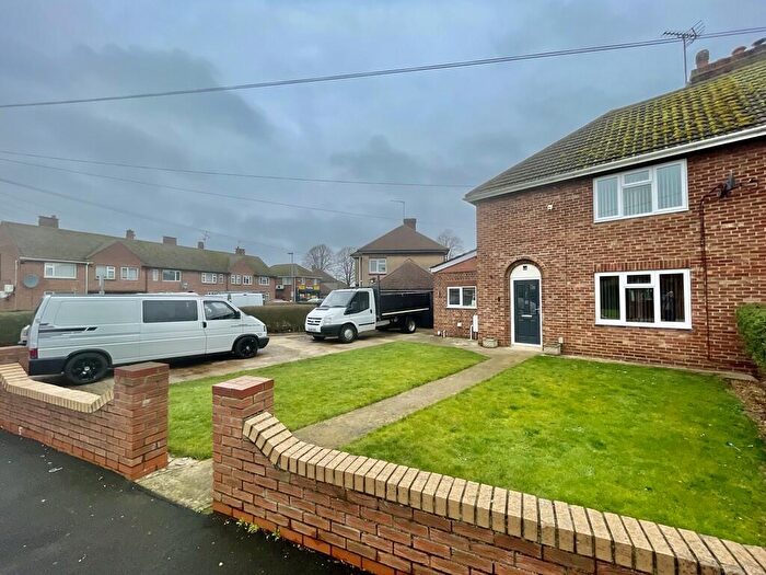 2 Bedroom Semi Detached House For Sale In Beech Avenue, Spalding, PE11