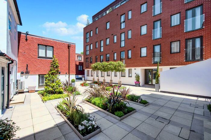 1 Bedroom Apartment To Rent In Chertsey Street, Guildford, GU1