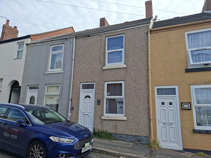 2 Bedroom Terraced House To Rent In London Street, New Whittington, Derbyshire, S43