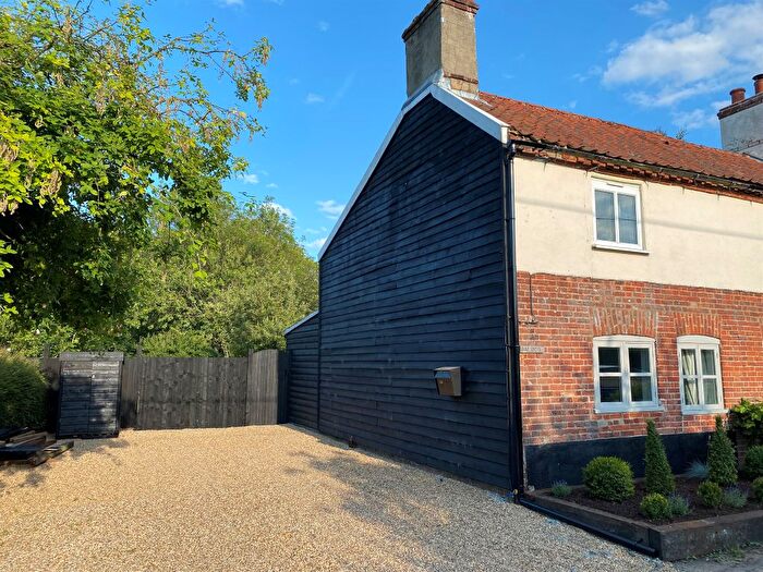 2 Bedroom Property For Sale In The Street, Oulton, Norwich, NR11