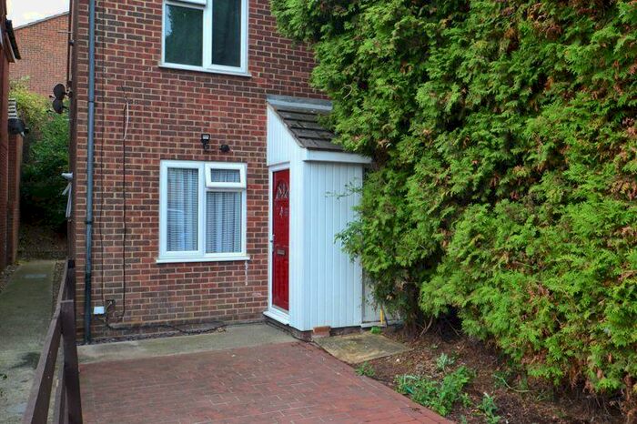 1 Bedroom Detached House To Rent In Portland Avenue, Sittingbourne, ME10